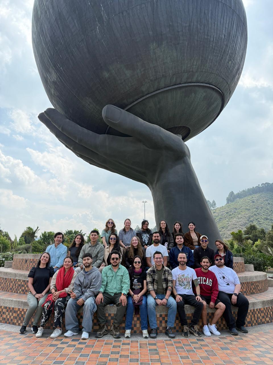 El grupo en la mano del Parque Jaime Duque